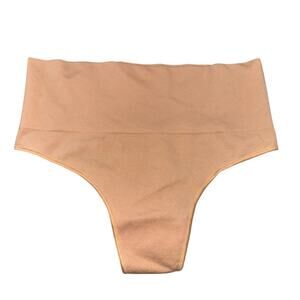 Spanx Everyday Shaping Thong Bottoms Size Small